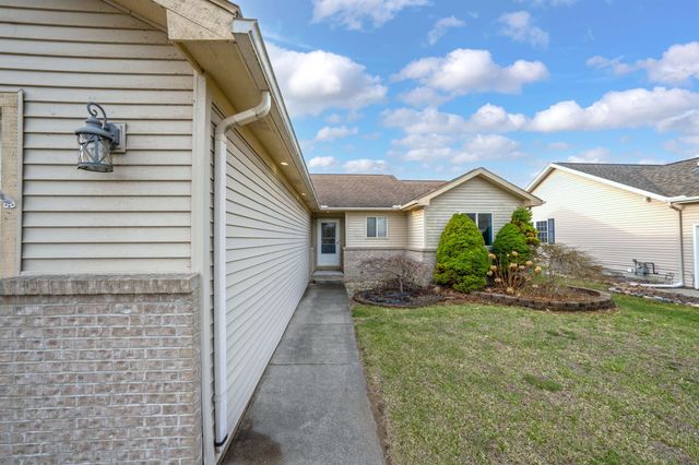 2435 Fruit Street, Algonac, MI 48001