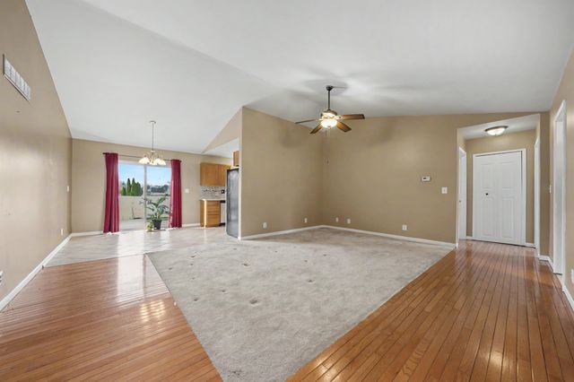 2435 Fruit Street, Algonac, MI 48001