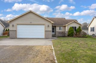 2435 Fruit Street, Algonac, MI 48001