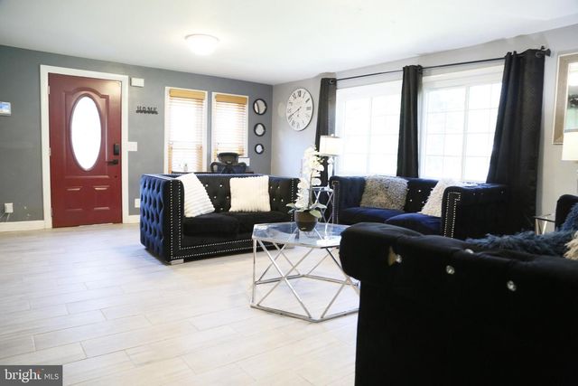 17421 TRIPOLI BLVD, Dumfries, VA 22026