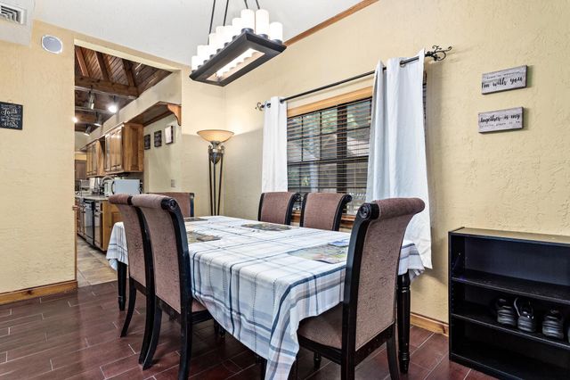 134 Sherwood Trail, Silsbee, TX 77656