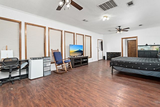 134 Sherwood Trail, Silsbee, TX 77656