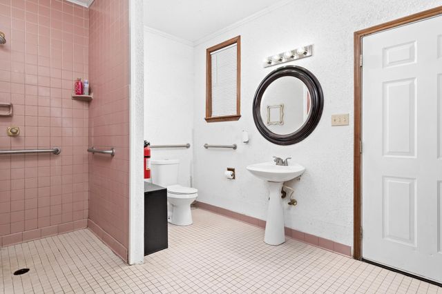 134 Sherwood Trail, Silsbee, TX 77656