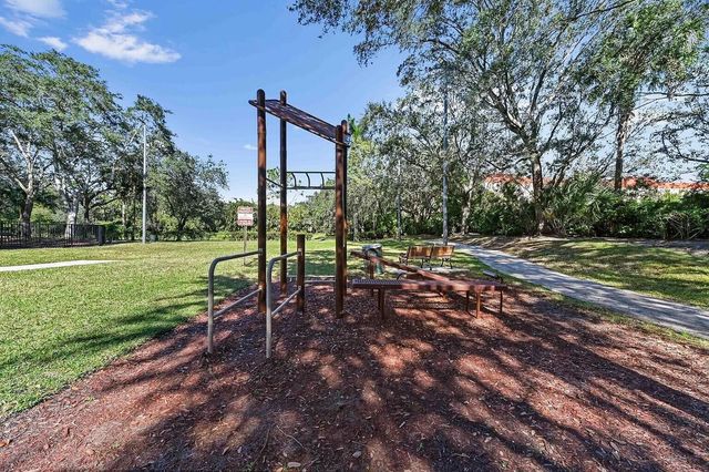 10440 Cypress Lakes Preserve Drive, Wellington, FL 33449