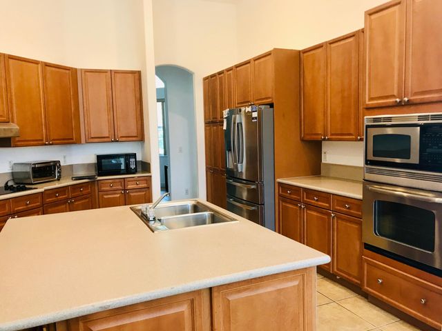 10440 Cypress Lakes Preserve Drive, Wellington, FL 33449
