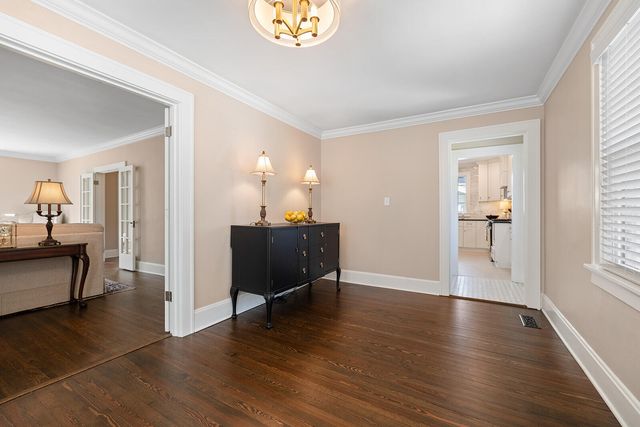 1307 E Delmar Street, Springfield, MO 65804
