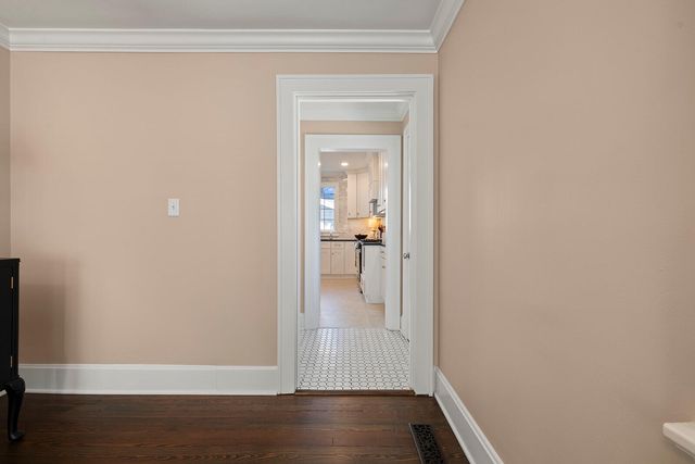 1307 E Delmar Street, Springfield, MO 65804