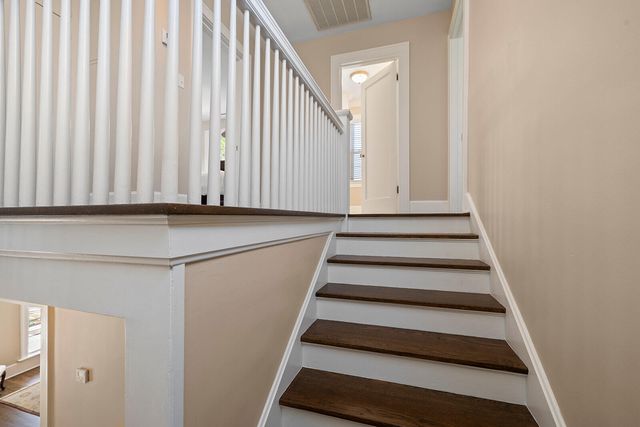 1307 E Delmar Street, Springfield, MO 65804