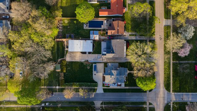 1307 E Delmar Street, Springfield, MO 65804