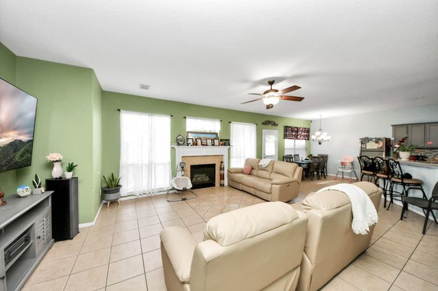 922 N Sky Drive, Houston, TX 77073