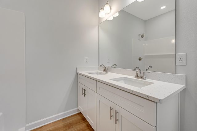 47 Shebbi Lane, Freeport, FL 32439