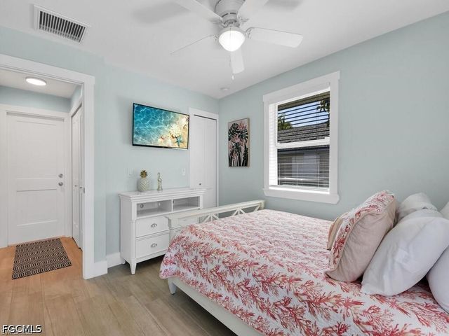 3840 SE 13th AVE, Cape Coral, FL 33904