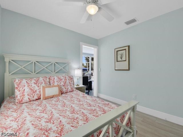 3840 SE 13th AVE, Cape Coral, FL 33904