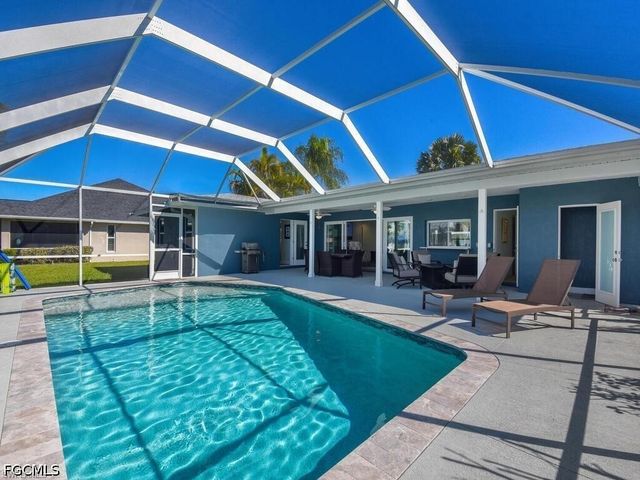 3840 SE 13th AVE, Cape Coral, FL 33904