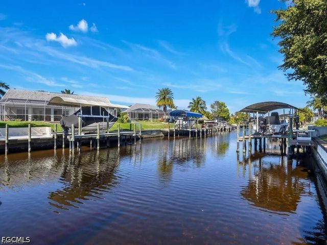 3840 SE 13th AVE, Cape Coral, FL 33904