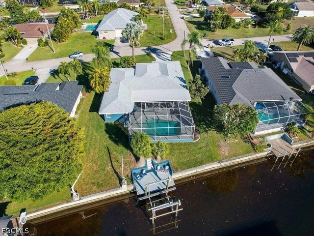 3840 SE 13th AVE, Cape Coral, FL 33904