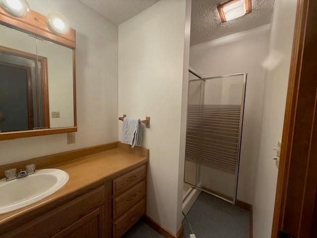 2454 S 300 East Road, Huntington, IN 46750