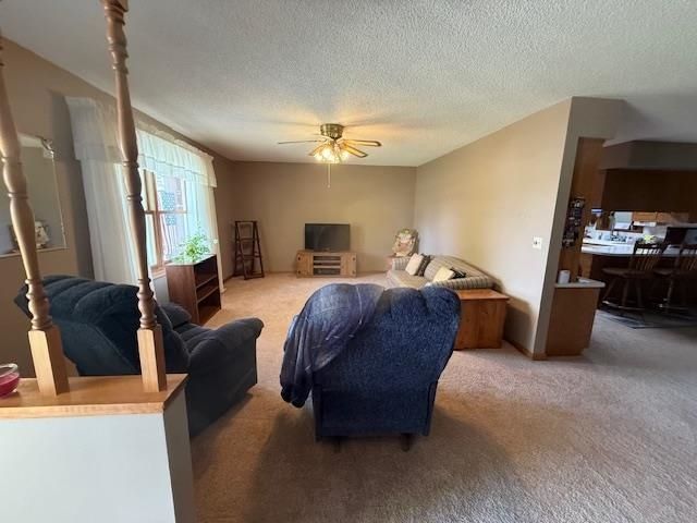 2454 S 300 East Road, Huntington, IN 46750