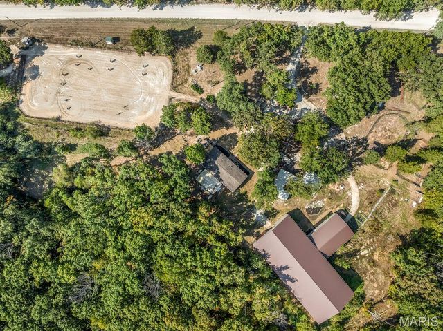 29022 Pinnacle Lake Road, New Florence, MO 63363