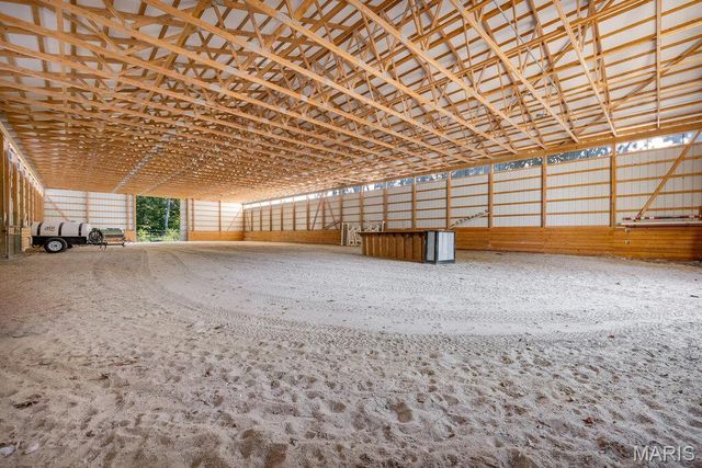 29022 Pinnacle Lake Road, New Florence, MO 63363