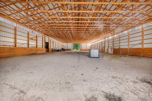 29022 Pinnacle Lake Road, New Florence, MO 63363