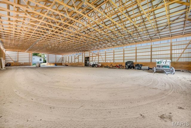 29022 Pinnacle Lake Road, New Florence, MO 63363