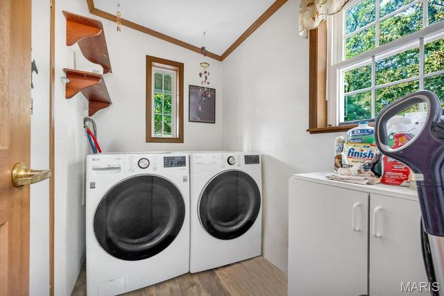 29022 Pinnacle Lake Road, New Florence, MO 63363