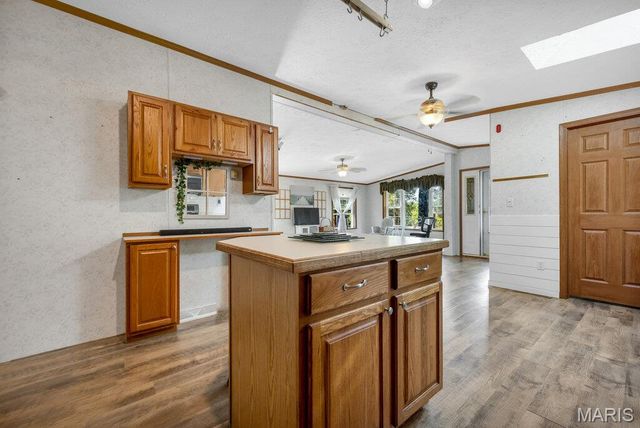 29022 Pinnacle Lake Road, New Florence, MO 63363