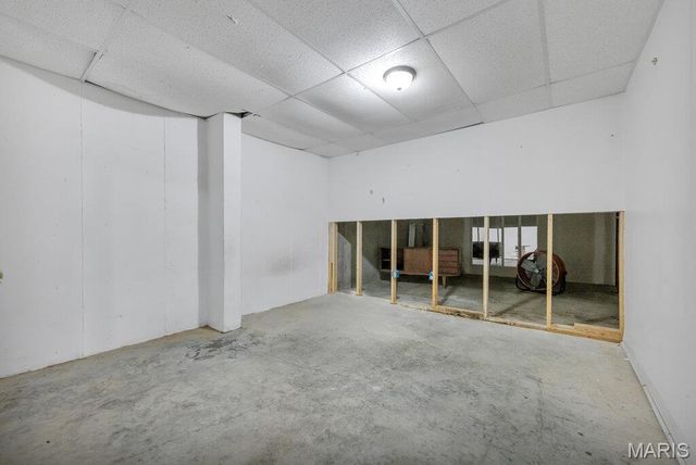 29022 Pinnacle Lake Road, New Florence, MO 63363