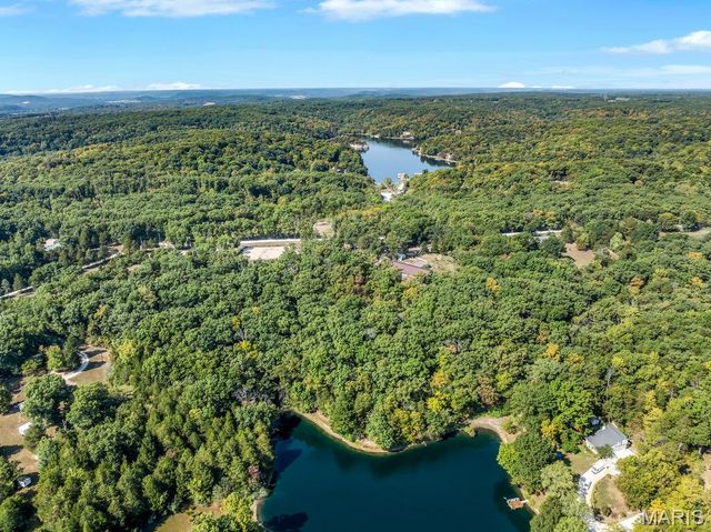 29022 Pinnacle Lake Road, New Florence, MO 63363