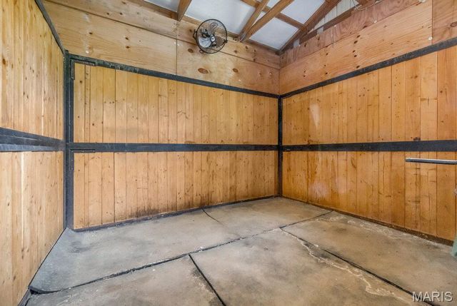 29022 Pinnacle Lake Road, New Florence, MO 63363