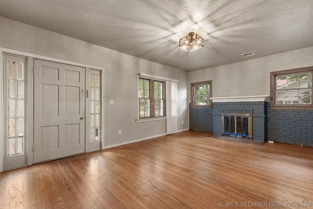 1901 E 9th Street, Okmulgee, OK 74447