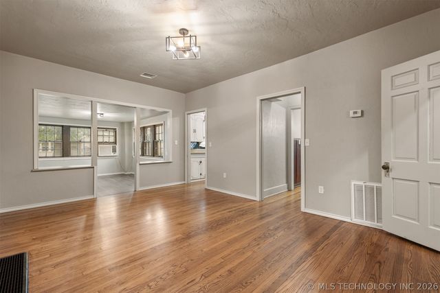 1901 E 9th Street, Okmulgee, OK 74447