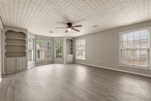 1901 E 9th Street, Okmulgee, OK 74447