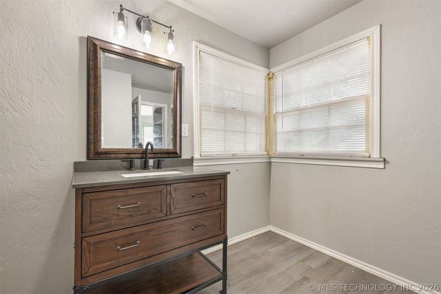 1901 E 9th Street, Okmulgee, OK 74447