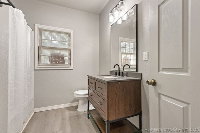 1901 E 9th Street, Okmulgee, OK 74447