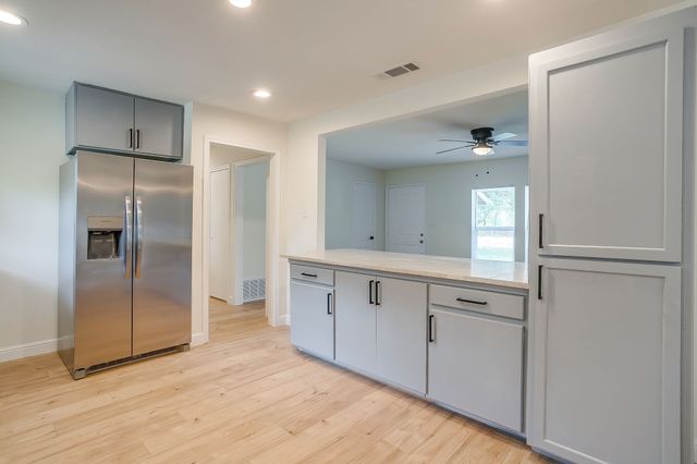 500 N Main Street, Joshua, TX 76058