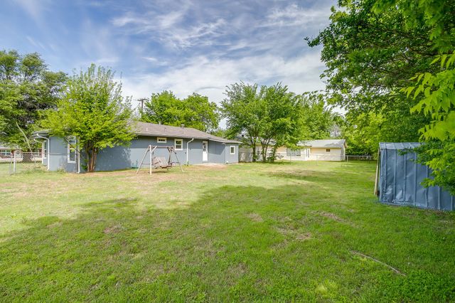 500 N Main Street, Joshua, TX 76058