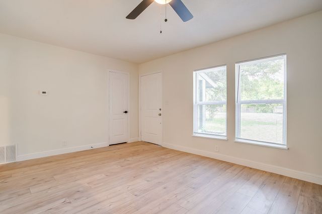 500 N Main Street, Joshua, TX 76058