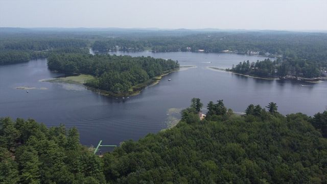 12 W Shore Park Rd, Kingston, NH 03848
