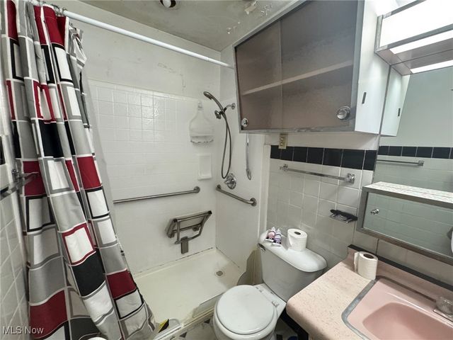 1314 Allendale Avenue, Akron, OH 44306