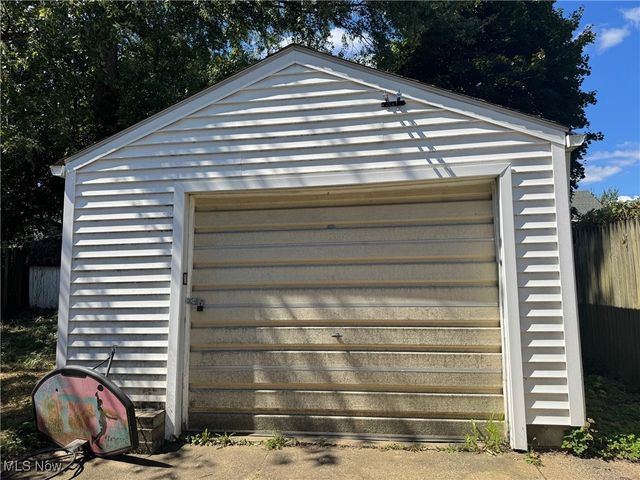 1314 Allendale Avenue, Akron, OH 44306