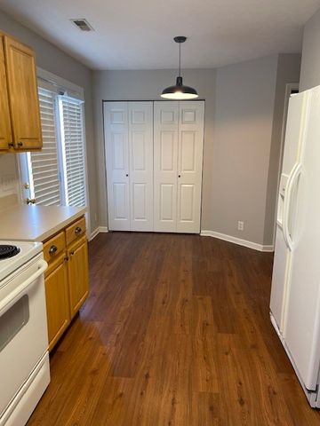 2833 Paddle Wheel Dr, Nashville, TN 37214