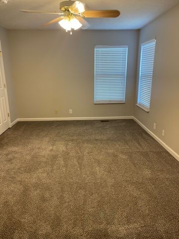 2833 Paddle Wheel Dr, Nashville, TN 37214
