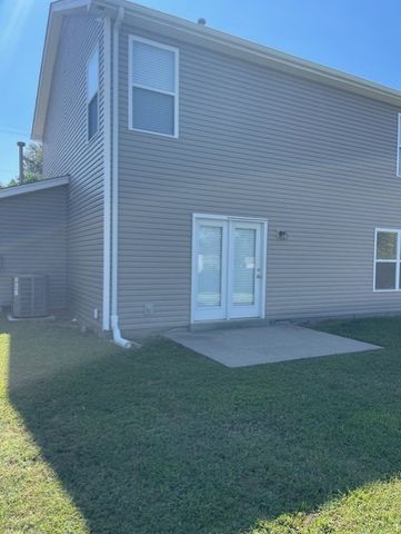 2833 Paddle Wheel Dr, Nashville, TN 37214