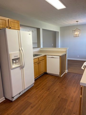 2833 Paddle Wheel Dr, Nashville, TN 37214