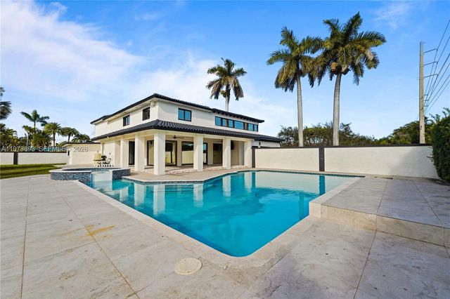 17740 SW 83rd Avenue, Palmetto Bay, FL 33157