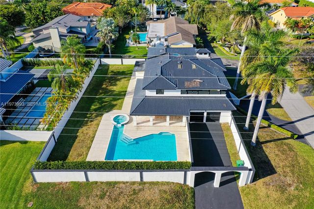 17740 SW 83rd Avenue, Palmetto Bay, FL 33157
