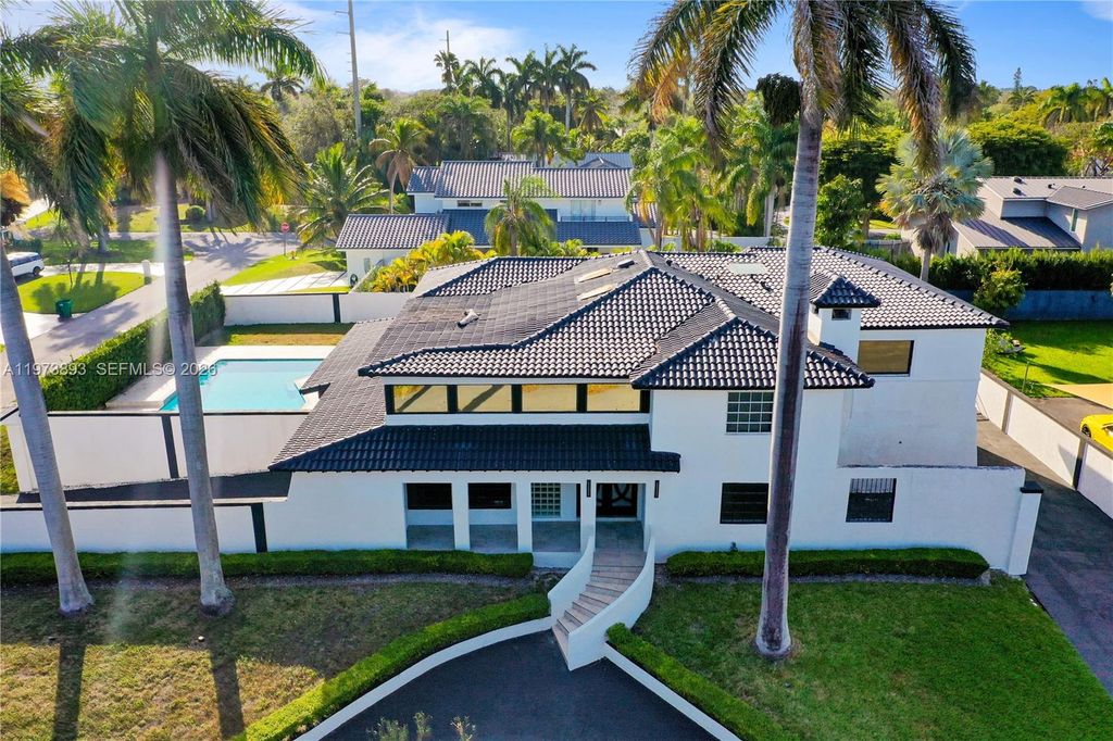 17740 SW 83rd Avenue, Palmetto Bay, FL 33157