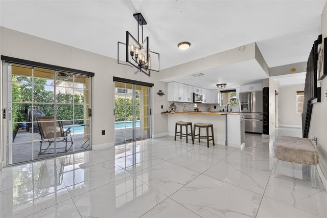 15602 SW 109th Terrace, Miami, FL 33196